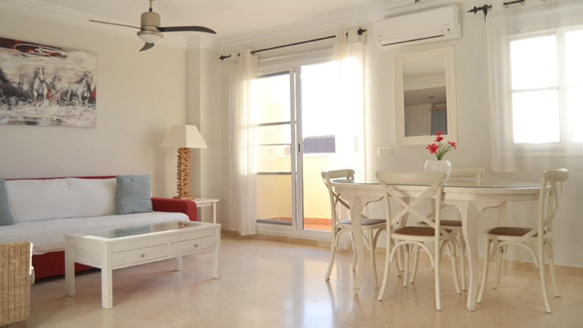 Apartamento - Caleta De Velez - 2 dormitorios - 4 ocupantes